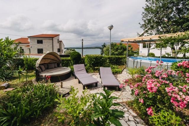 Villa Sarah Klimno Exterior foto