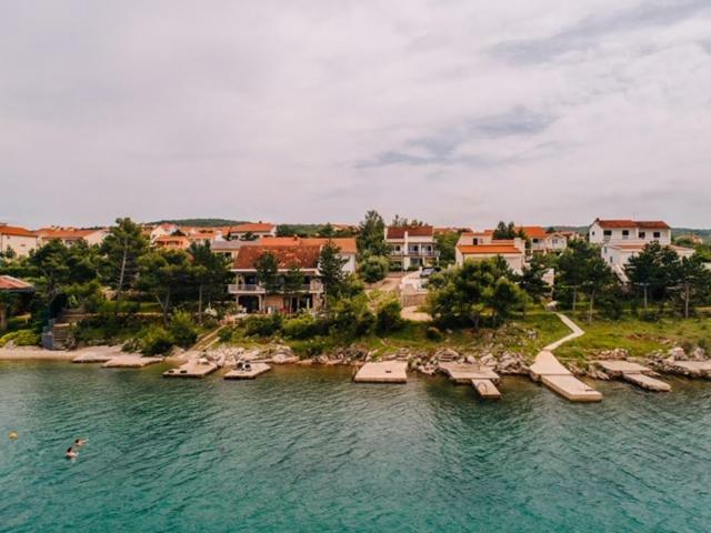 Villa Sarah Klimno Exterior foto